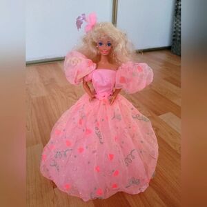 1990 Happy Birthday Barbie by Mattel
